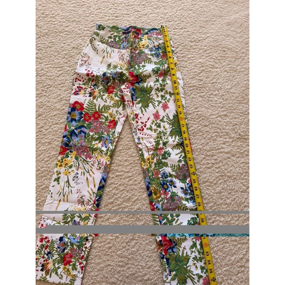 Up! Floral Print Stretch Ankle Pants Straight Leg White Multicolor‎ size 2
